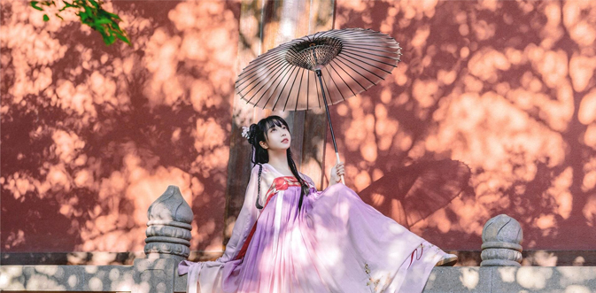 做一名汉服化妆师是种什么样的体验——月下
