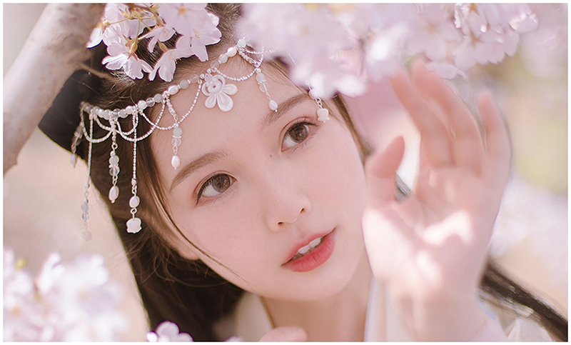 古风小说：拐个妖怪上天庭