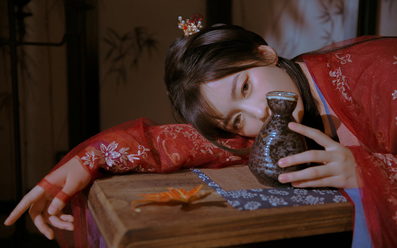 情倾江南，人生若只如初见