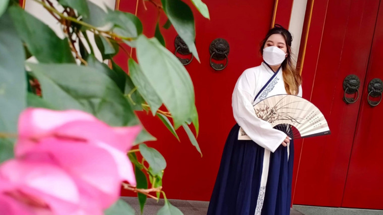穿着汉服去唐人街，那是一次自由而令人兴奋