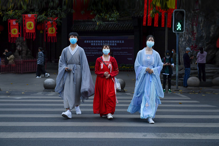 外国同袍：为什么我喜欢“汉服”，即使其他