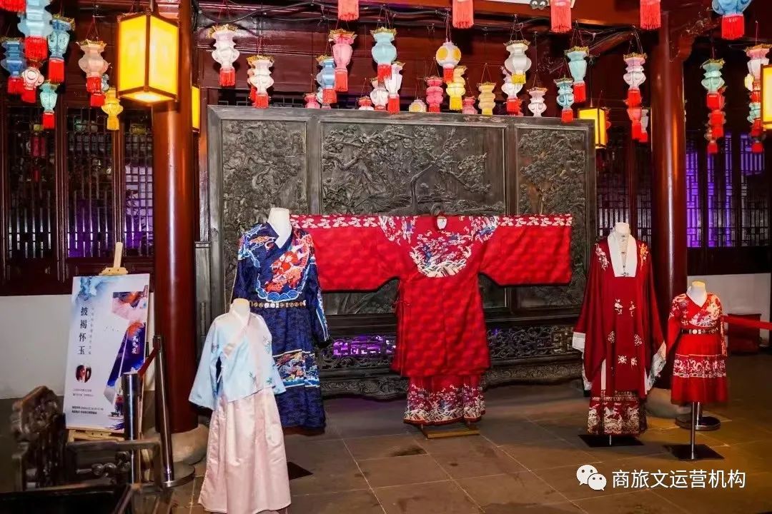 每个中国人都应有一件属于自己的华服