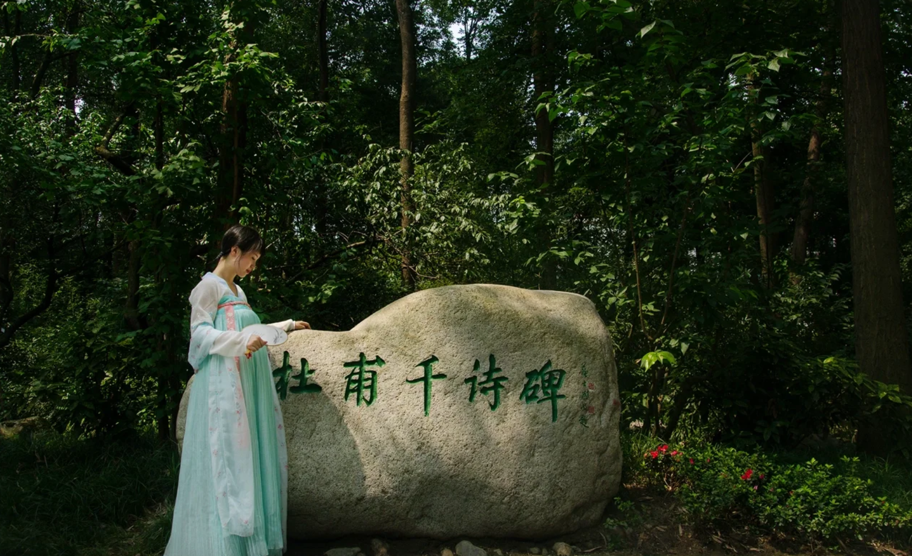 重回汉唐创始人吕晓玮：推荐大家穿汉服游成