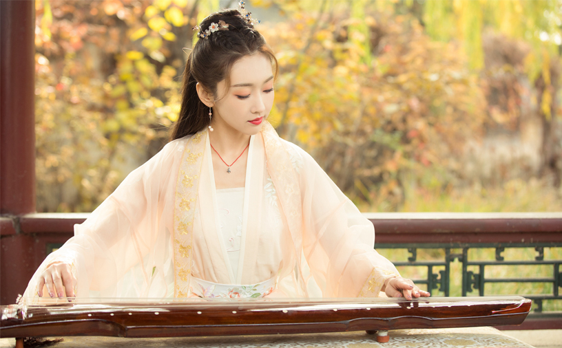清夜月斜阑，拼愁填就钗头凤(图3)