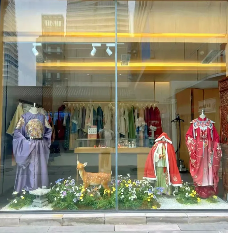 这些城市的汉服一条街，并不都是只有汉服哦！(图2)