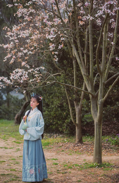 节日篇——清明节汉服穿搭推荐(图2)
