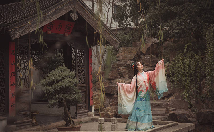 汉服日常穿着——什么时候可以穿汉服(图1)
