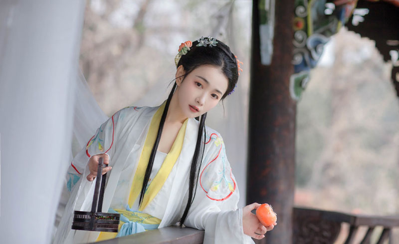 花事了，情亦了；拈花一笑，了这一世风流(图2)