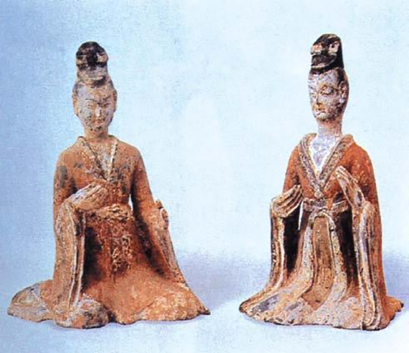 从出土文物,看儒家思想在汉服衣裳之上刺绣出的千古惊叹(图3) 从出土文物,看儒家思想在汉服衣裳之上刺绣出的千古惊叹(图3)