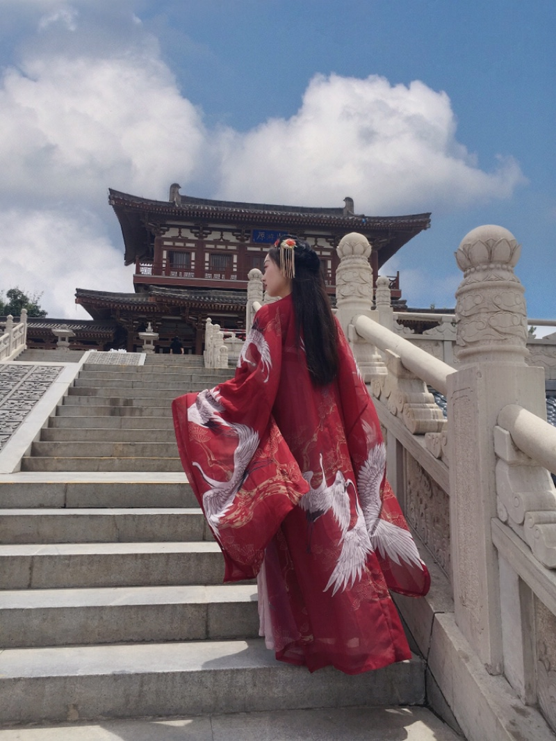 穿上汉服去故宫，来一场盛世之旅(图1)
