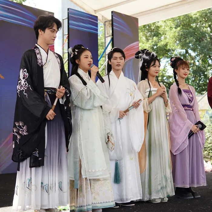 第五届中国•北京汉服文化节重磅来袭,邀您共聚中秋(图5) 第五届中国•北京汉服文化节重磅来袭,邀您共聚中秋(图5)