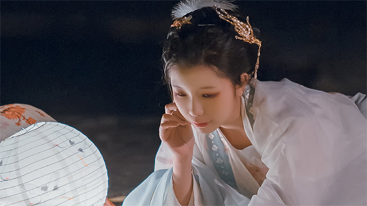 浮生五十弦，弦弦悲经年。(图2)