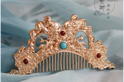 细说女子汉服发饰：点翠、梳篦的金翠首饰(图8)