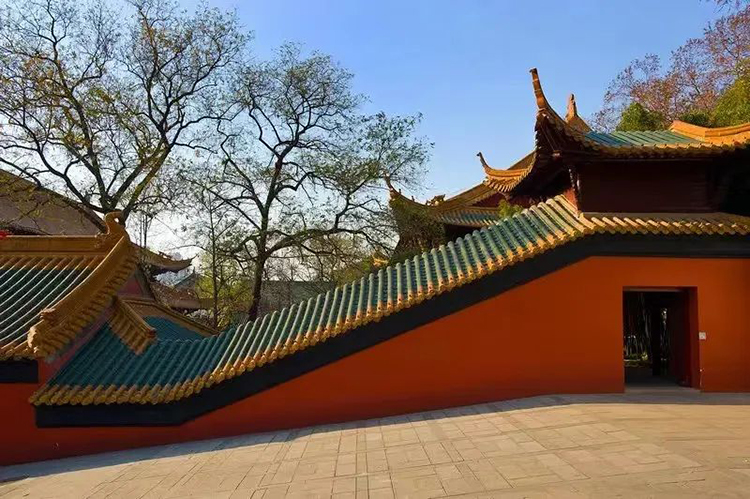 汉服出行指南‖锦绣河山，琼楼故园，待君至，盼君归。(图1)