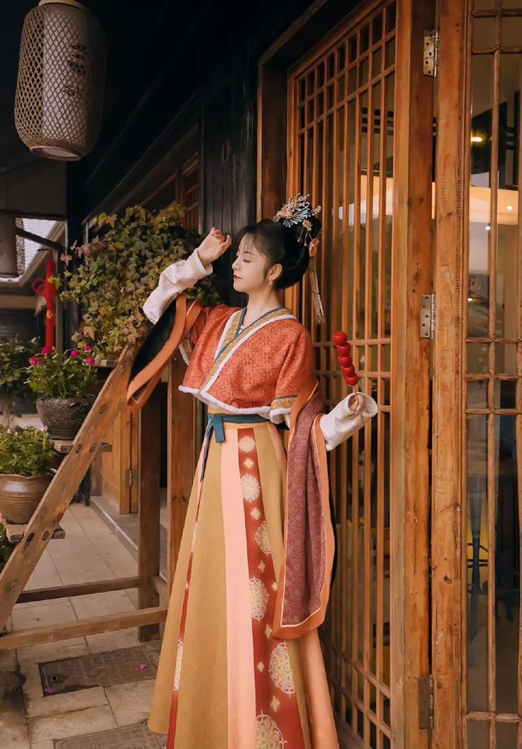 圣微再登榜首，杨馥羽首度榜眼，看2022最受欢迎的汉服模特都有谁？(图18)