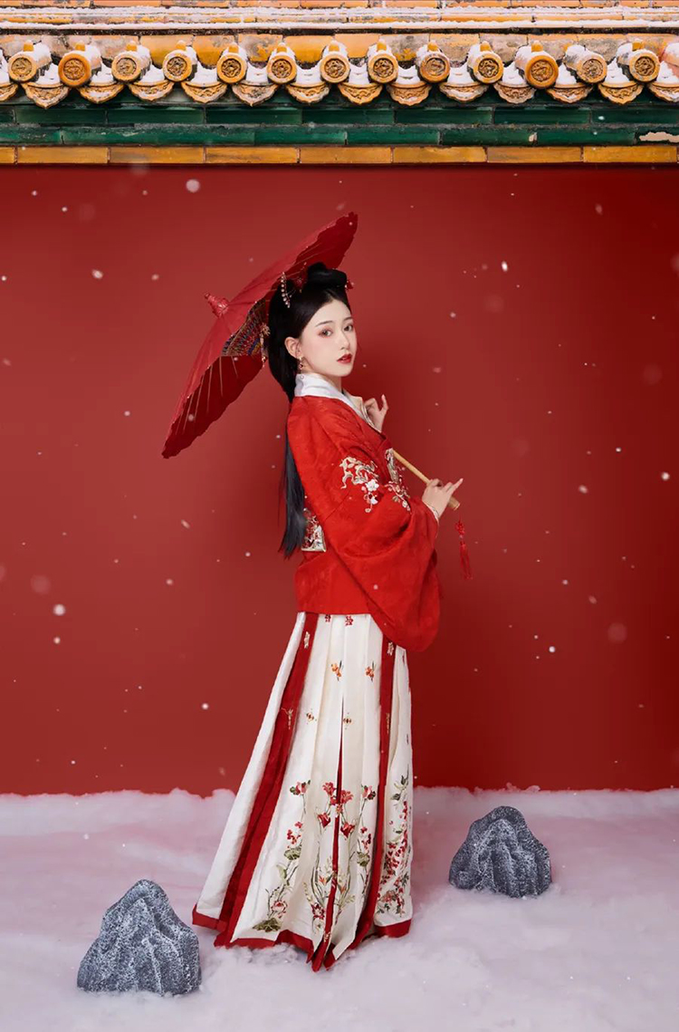 圣微再登榜首，杨馥羽首度榜眼，看2022最受欢迎的汉服模特都有谁？(图22)